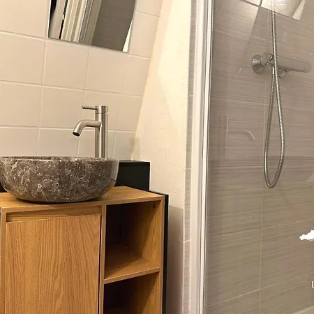 Dernier Etage Saint-maur Apartment La Madeleine (Nord)