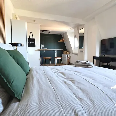 Dernier Etage Saint-maur * La Madeleine (Nord)